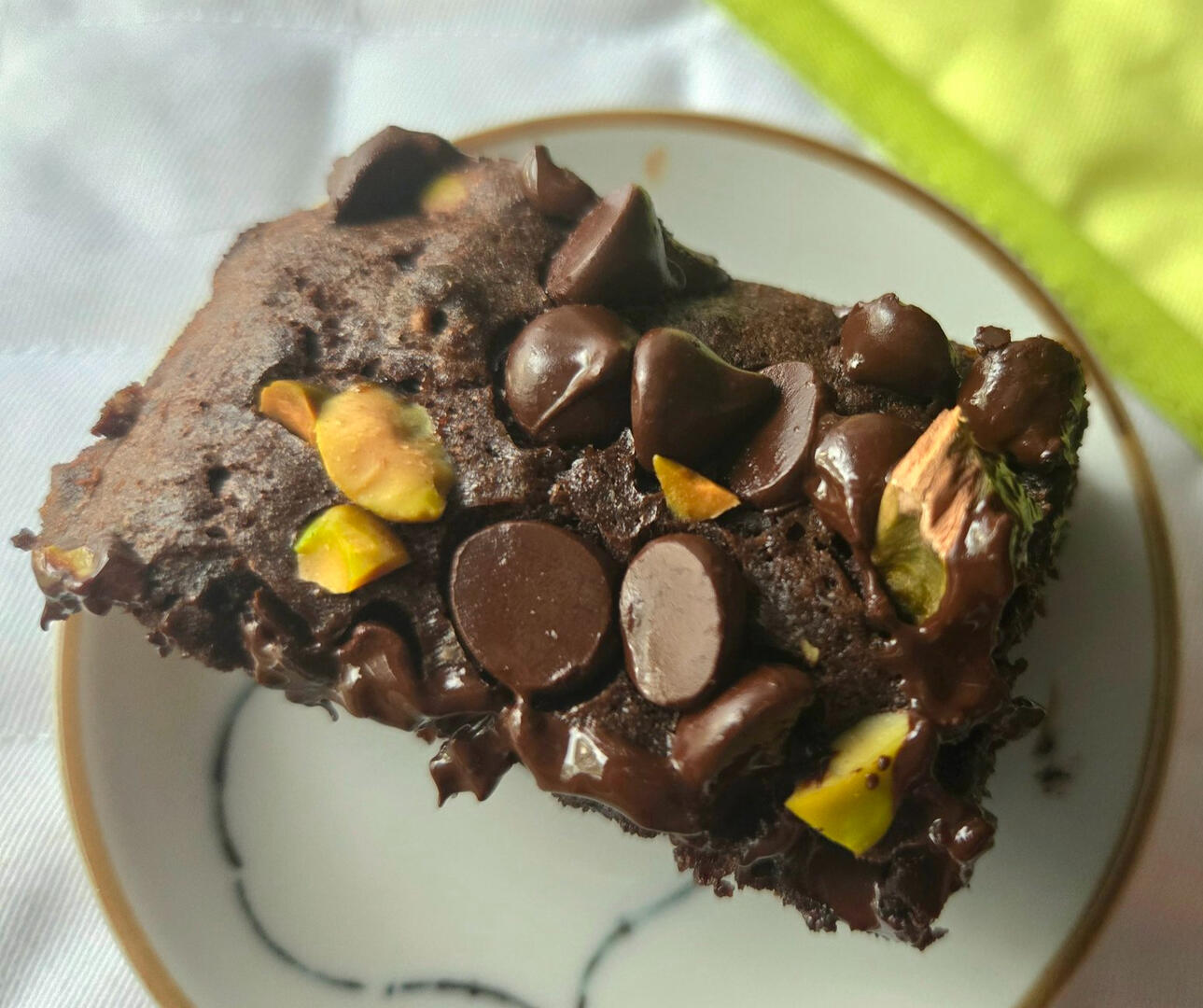 Pistachio brownie